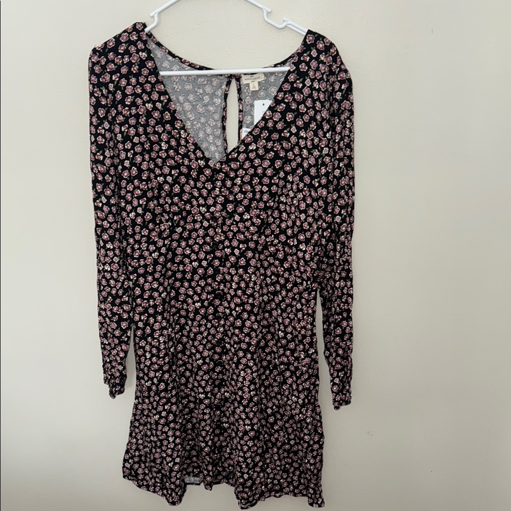 Floral V-Neck long sleeved dress stitch fix brand L